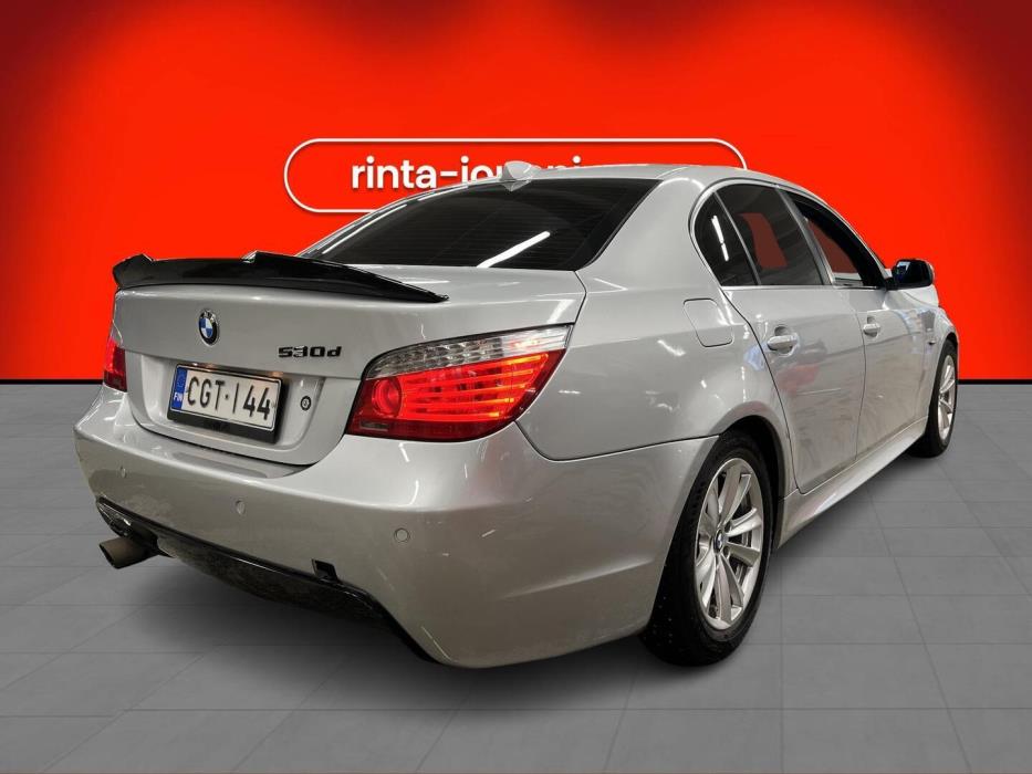 BMW 520 2008