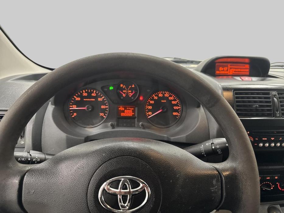 TOYOTA Proace 2016