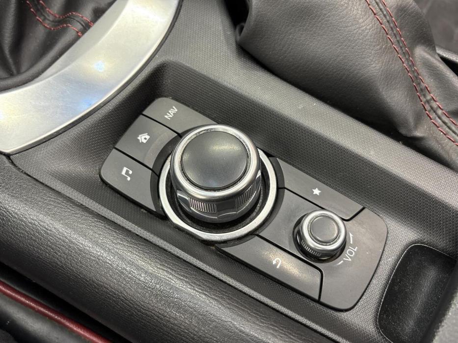 MAZDA MX-5 2016