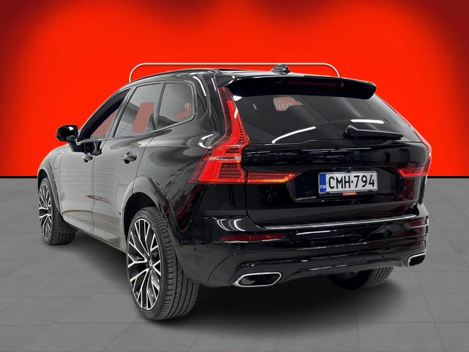 VOLVO XC60 2019