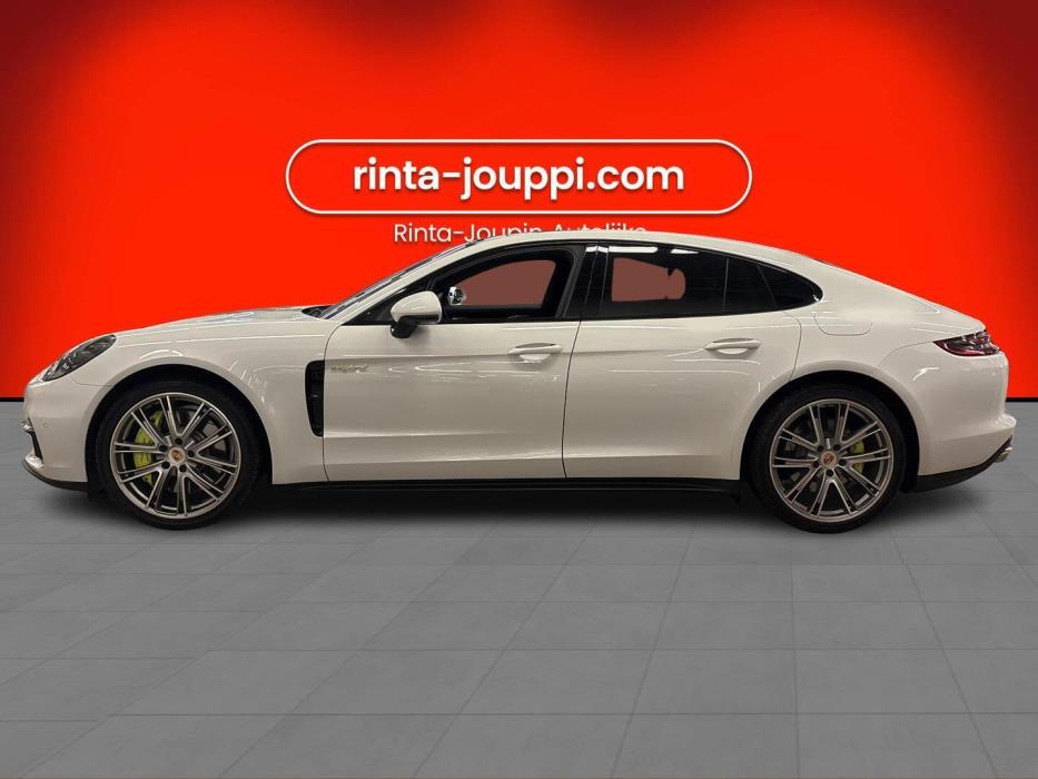 PORSCHE Panamera 2019