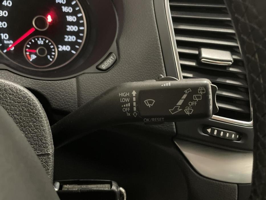 VOLKSWAGEN Sharan 2015