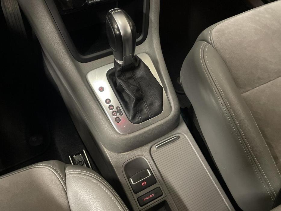 VOLKSWAGEN Sharan 2015