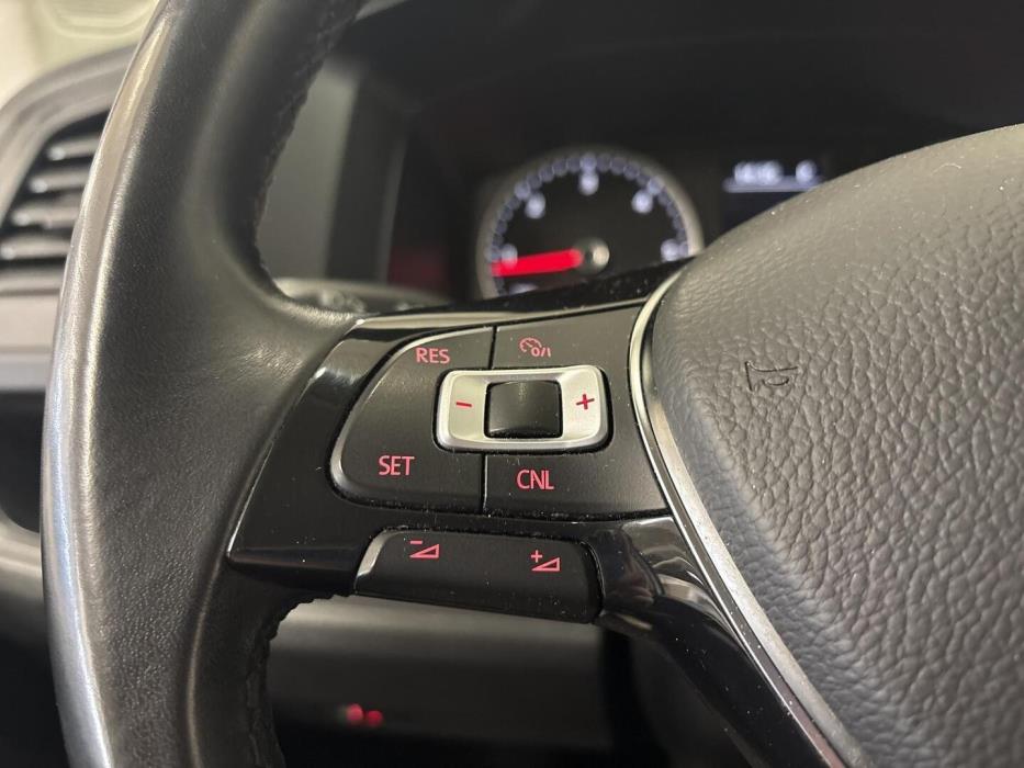 VOLKSWAGEN Caravelle 2018