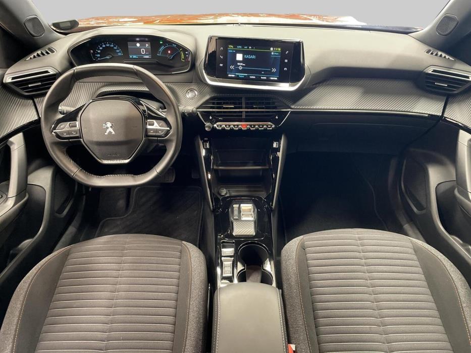 PEUGEOT e-2008 2023