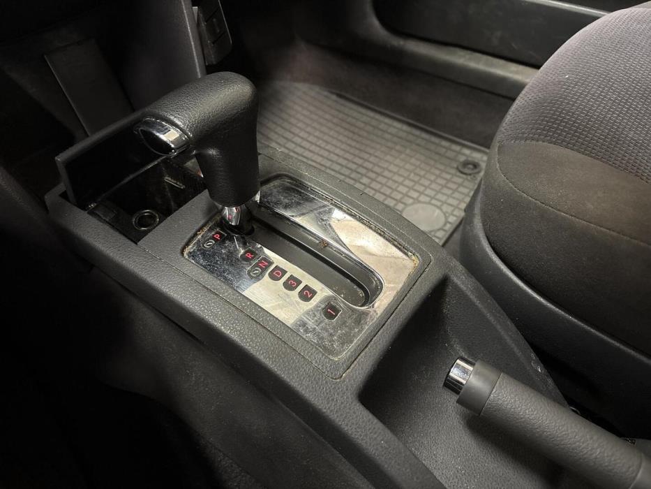 VOLKSWAGEN Polo 2005