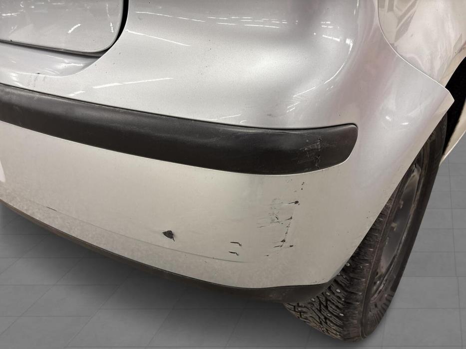 VOLKSWAGEN Polo 2005