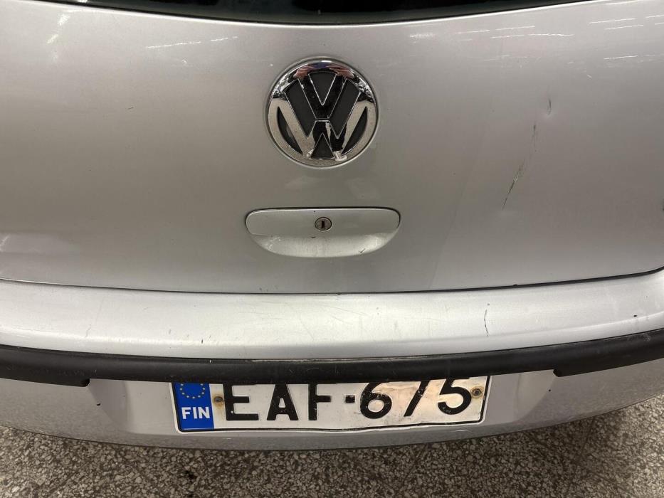 VOLKSWAGEN Polo 2005