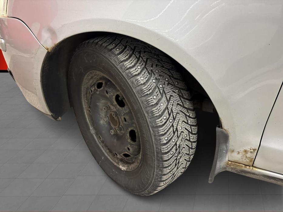 VOLKSWAGEN Polo 2005