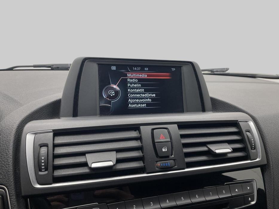 BMW 118 2017