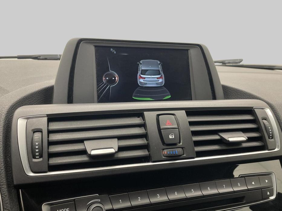 BMW 118 2017