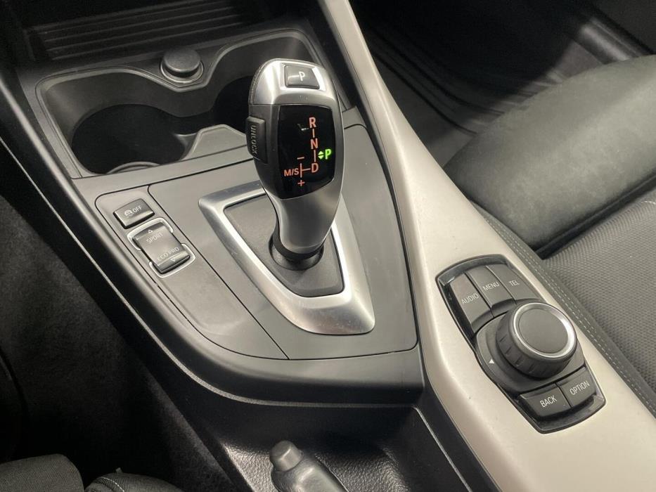 BMW 118 2017