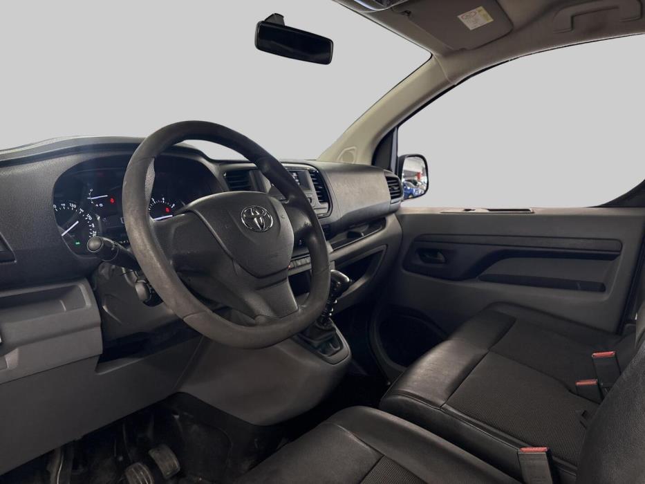 TOYOTA Proace 2018