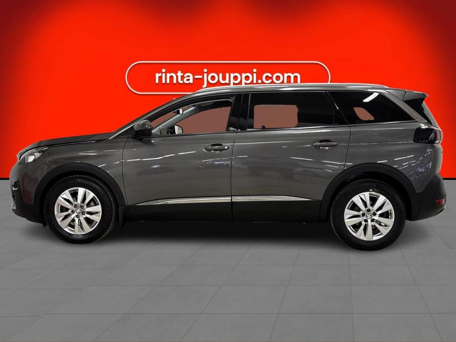 PEUGEOT 5008 2018
