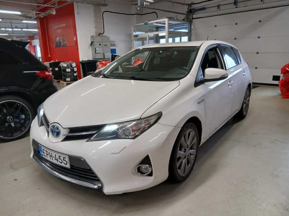 TOYOTA Auris 2014