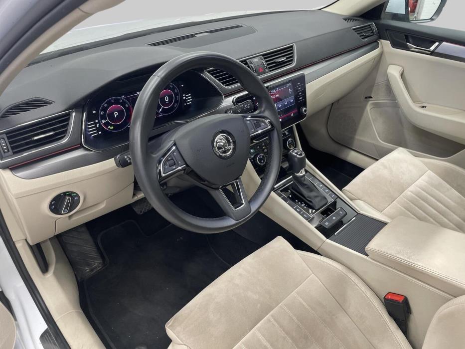 SKODA Superb 2019