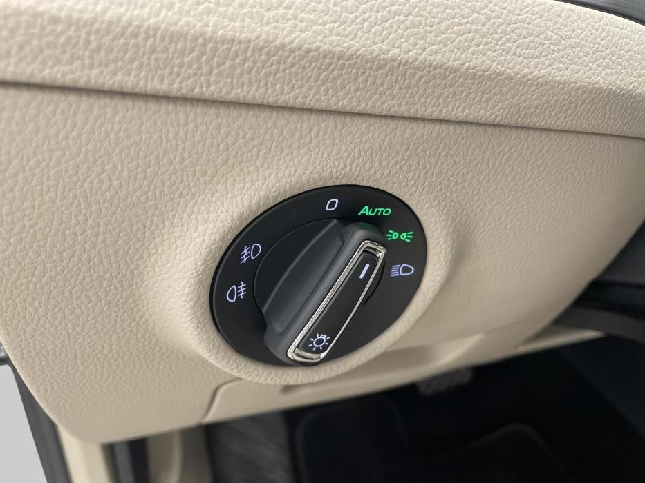 SKODA Superb 2019
