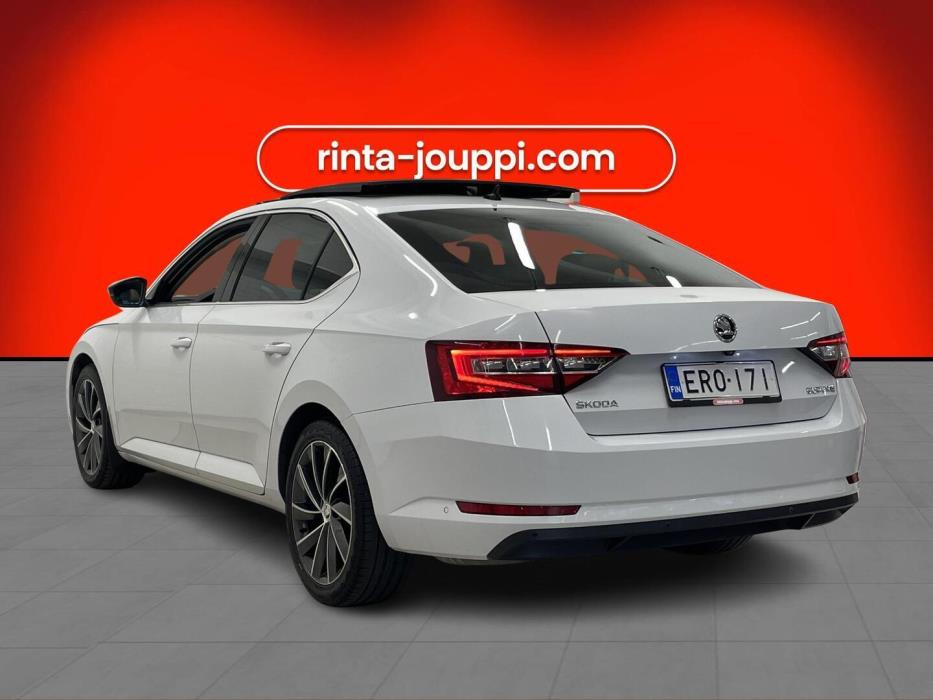 SKODA Superb 2019