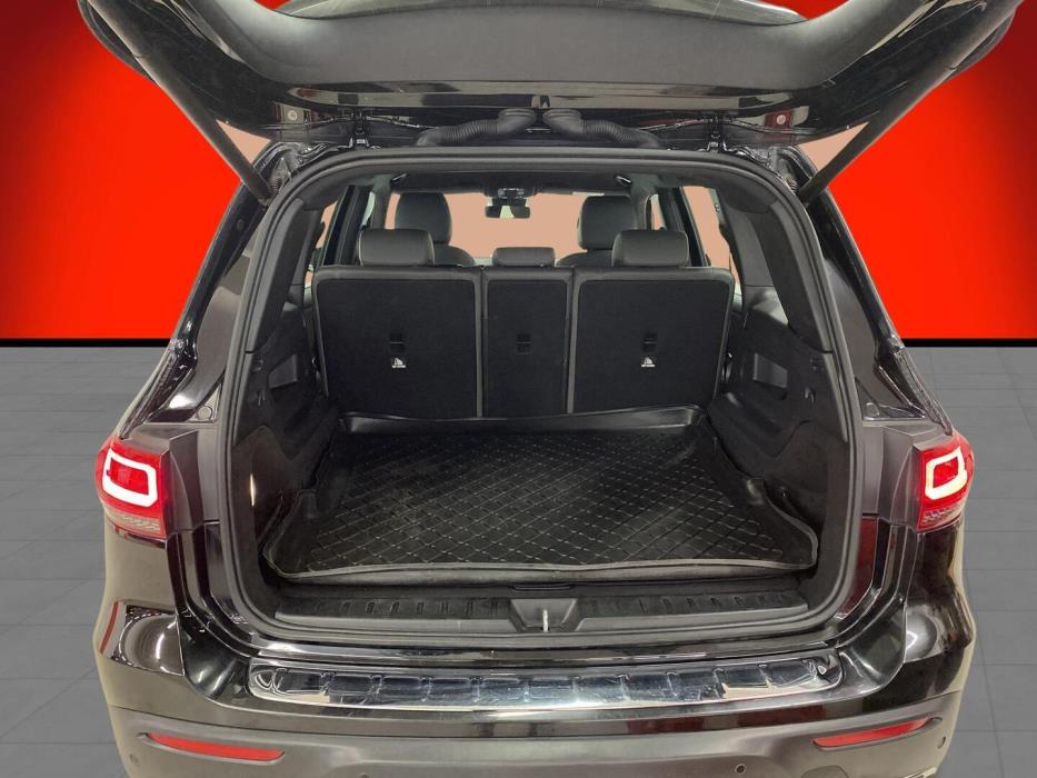 MERCEDES-BENZ EQB 2022