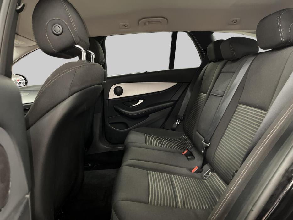 MERCEDES-BENZ E 2020