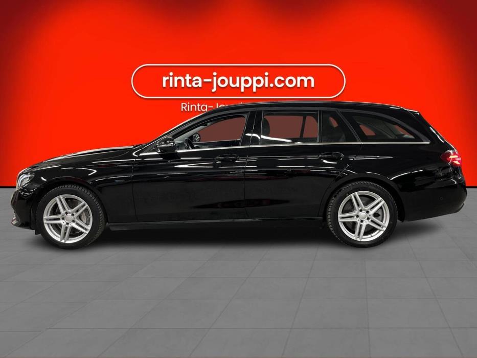 MERCEDES-BENZ E 2020