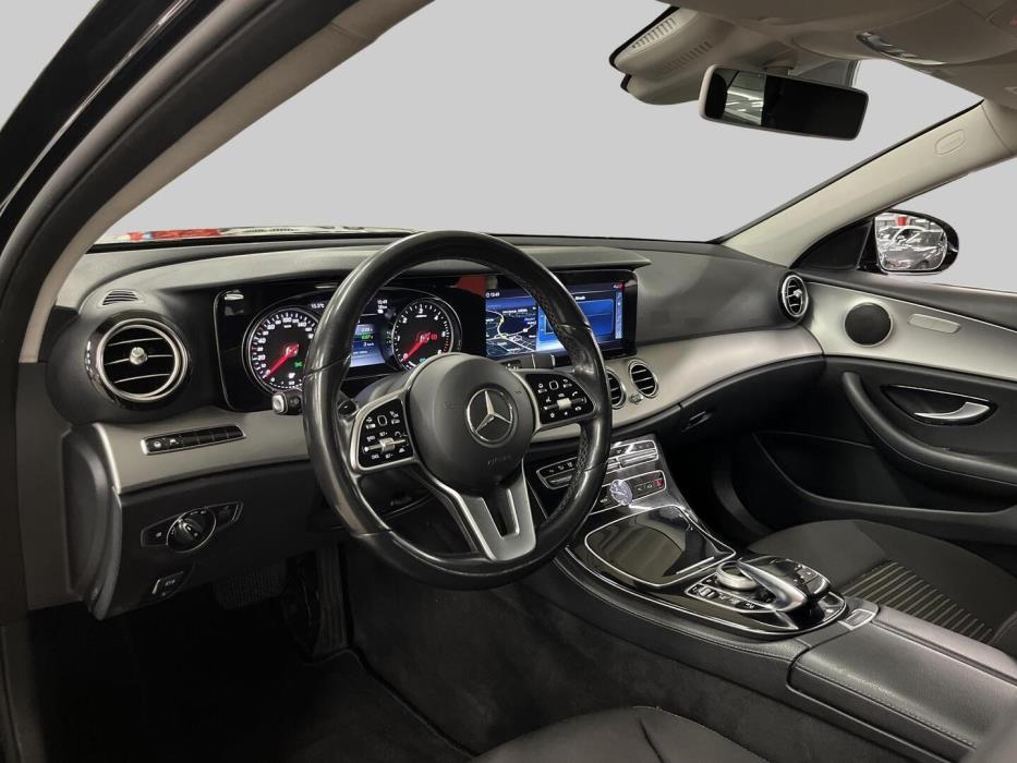 MERCEDES-BENZ E 2020