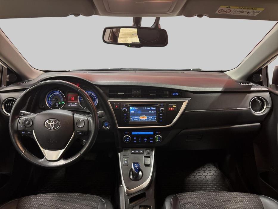 TOYOTA Auris 2014