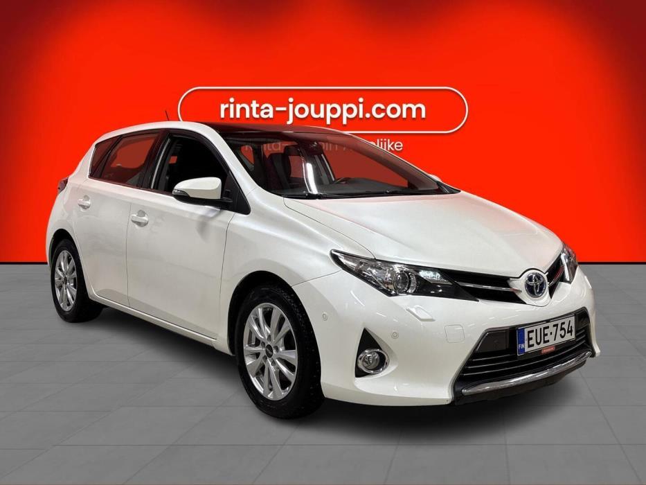 TOYOTA Auris 2014