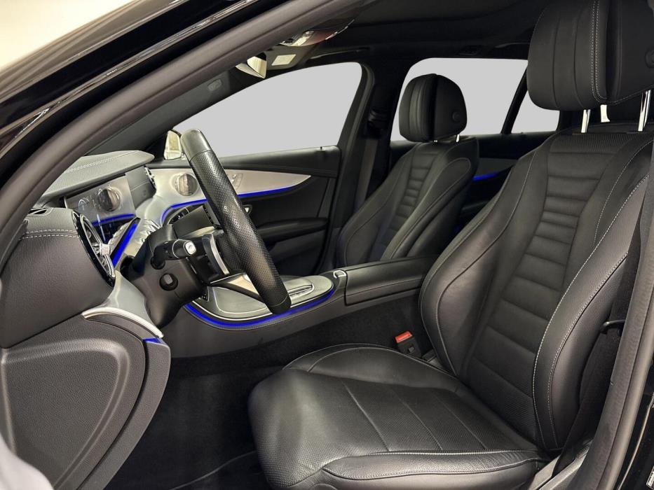 MERCEDES-BENZ E 2023