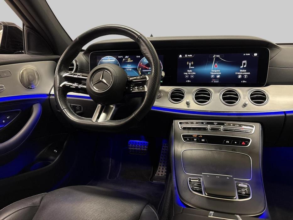 MERCEDES-BENZ E 2023