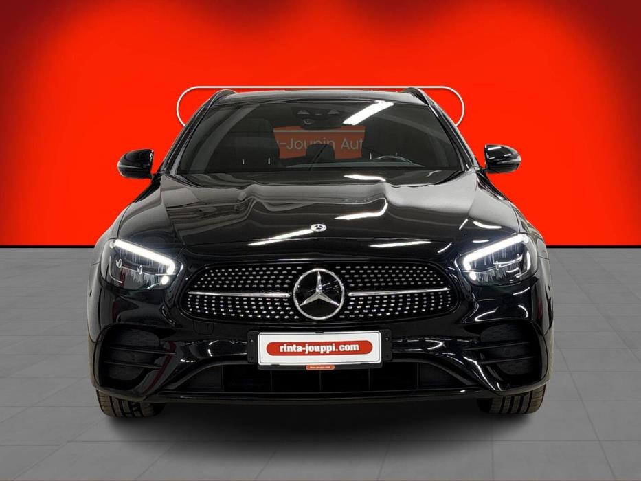 MERCEDES-BENZ E 2023