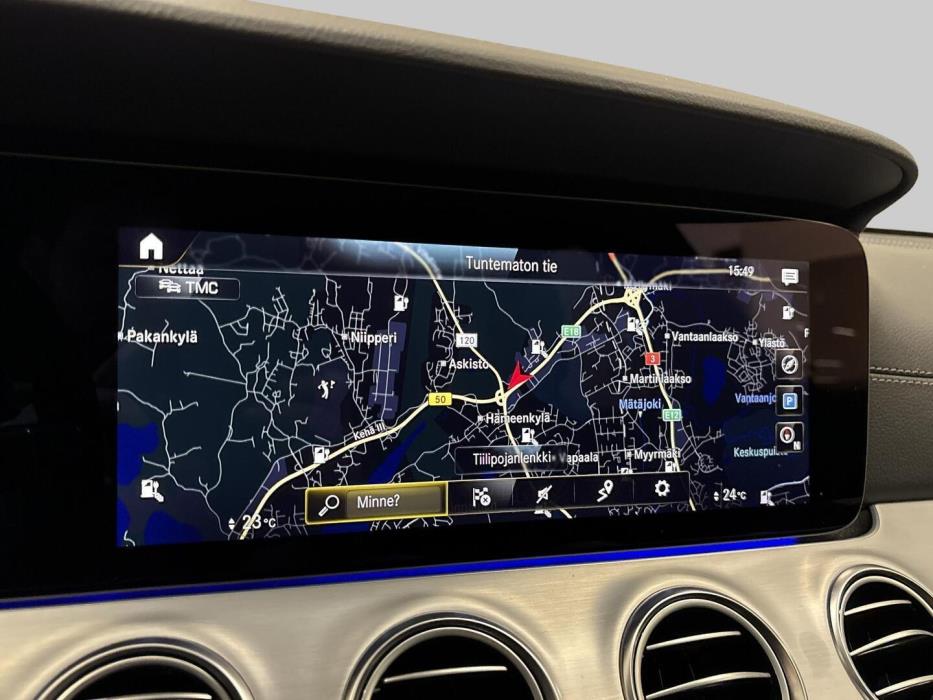 MERCEDES-BENZ E 2023