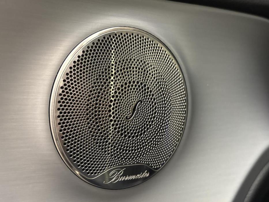 MERCEDES-BENZ E 2023