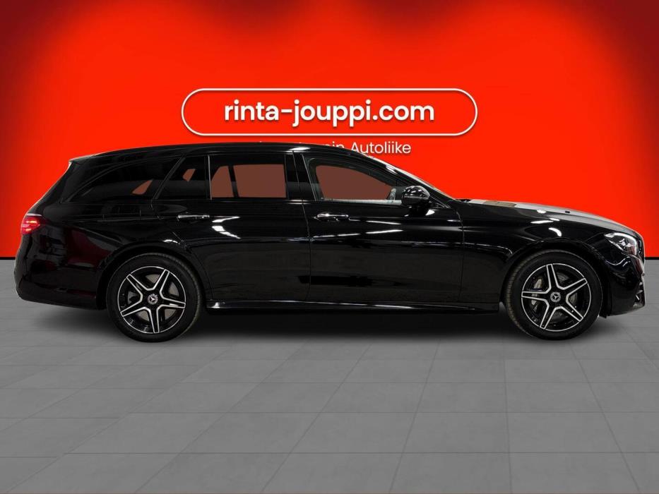 MERCEDES-BENZ E 2023