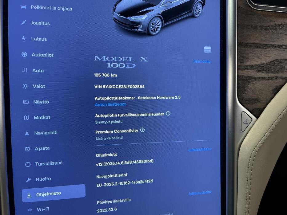TESLA Model X 2018