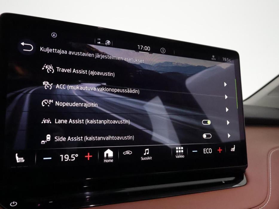 SKODA ENYAQ 2022