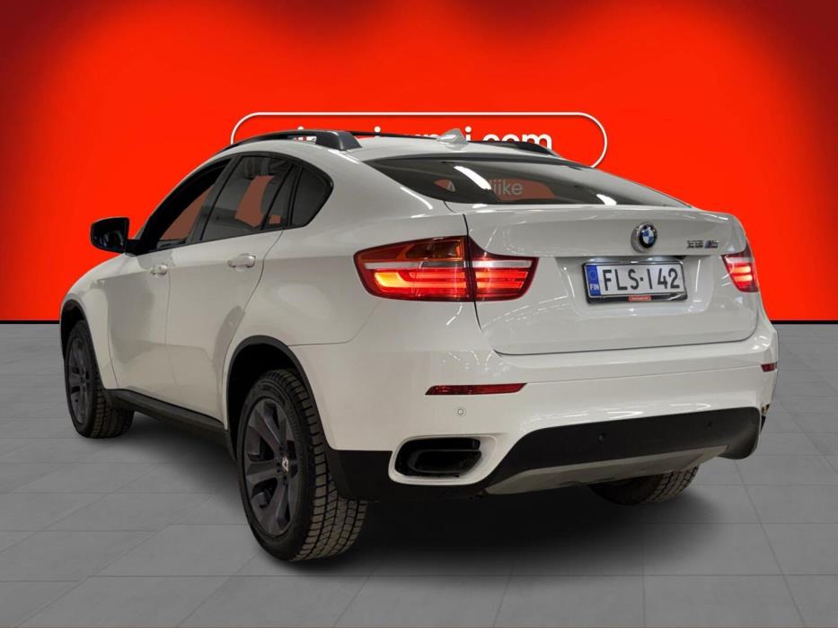 BMW X6 2013