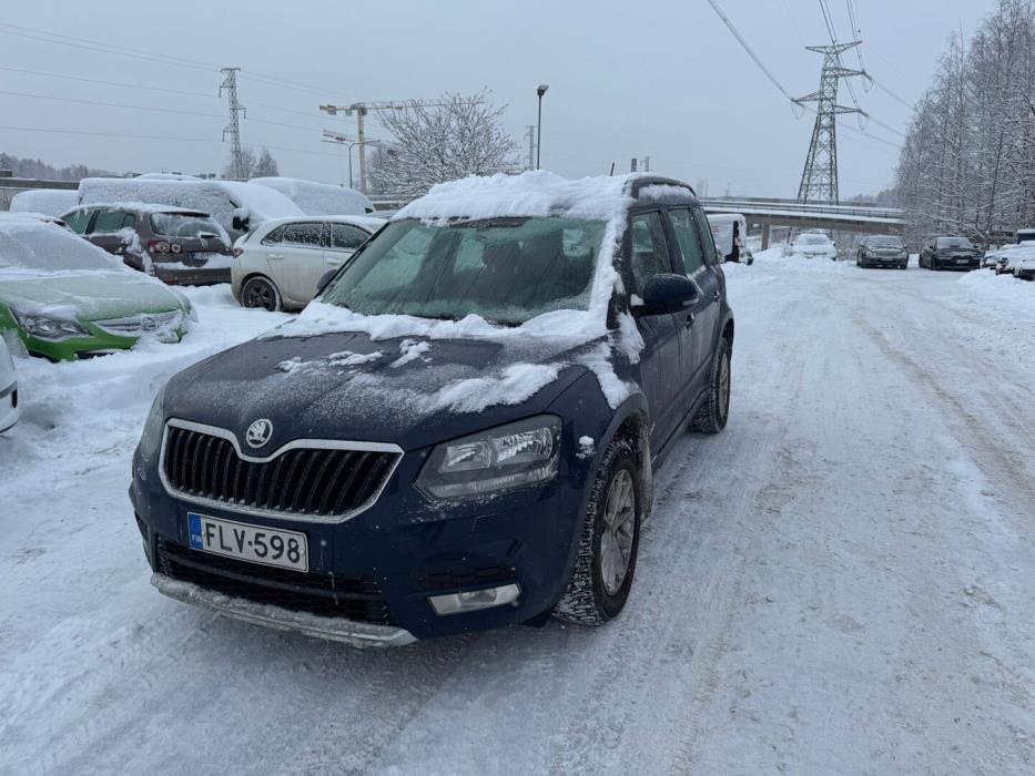 SKODA Yeti 2015