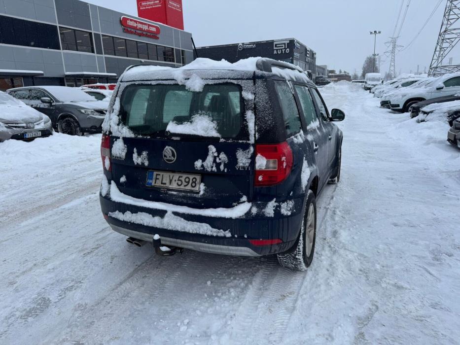SKODA Yeti 2015