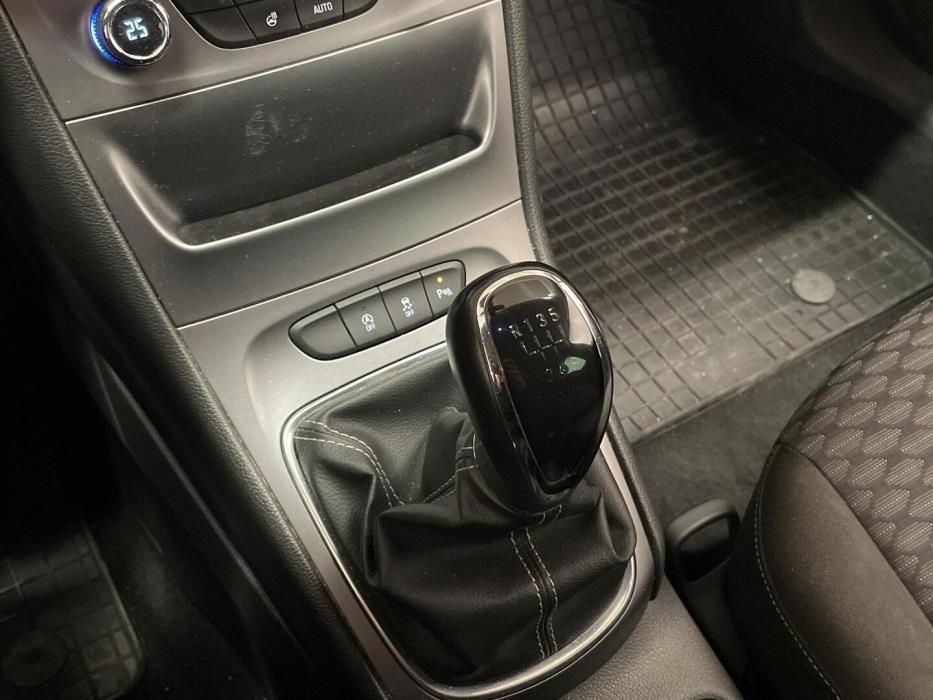OPEL Astra 2016