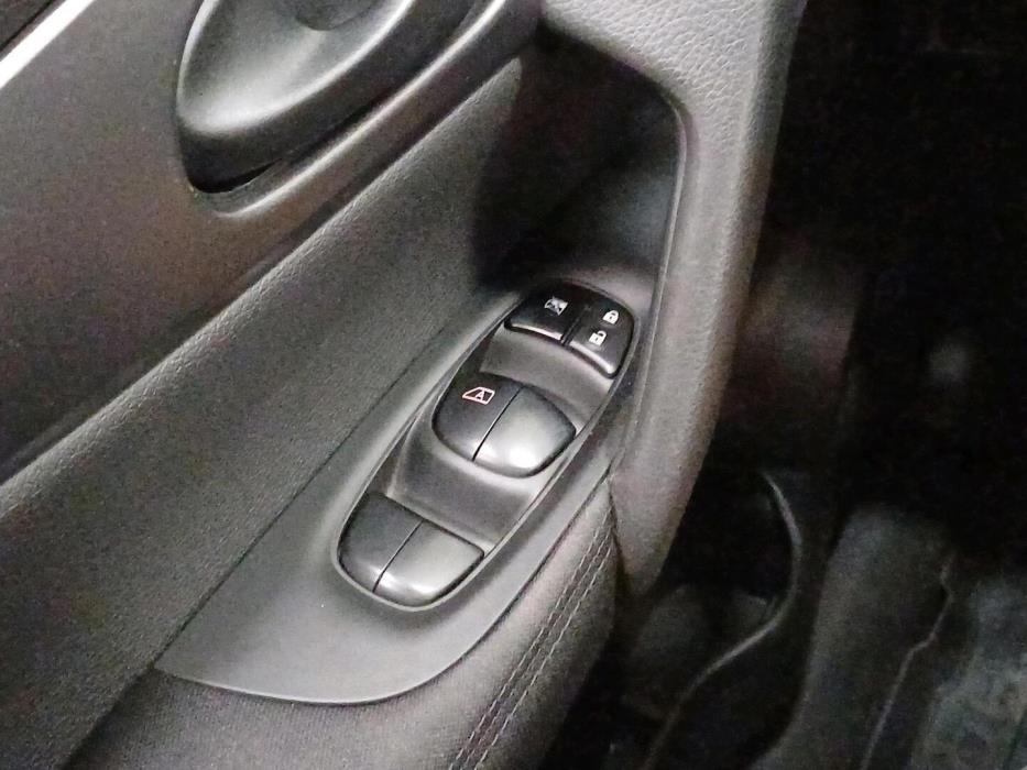 NISSAN Qashqai 2016
