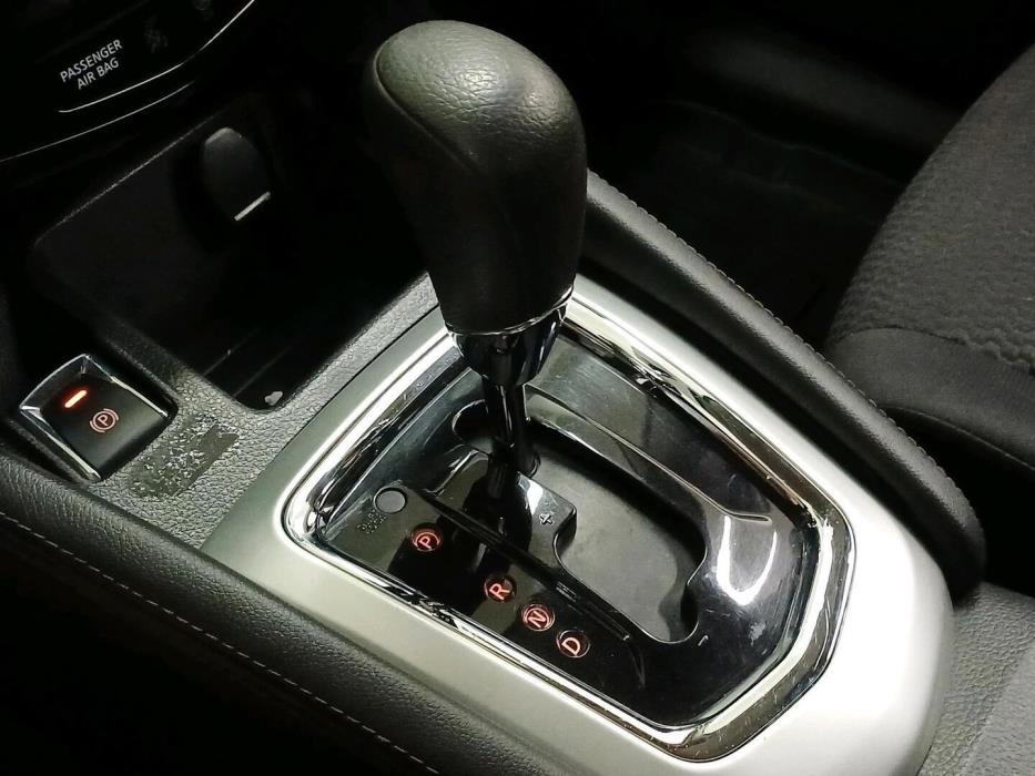 NISSAN Qashqai 2016