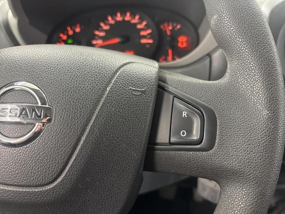 NISSAN NV400 2018