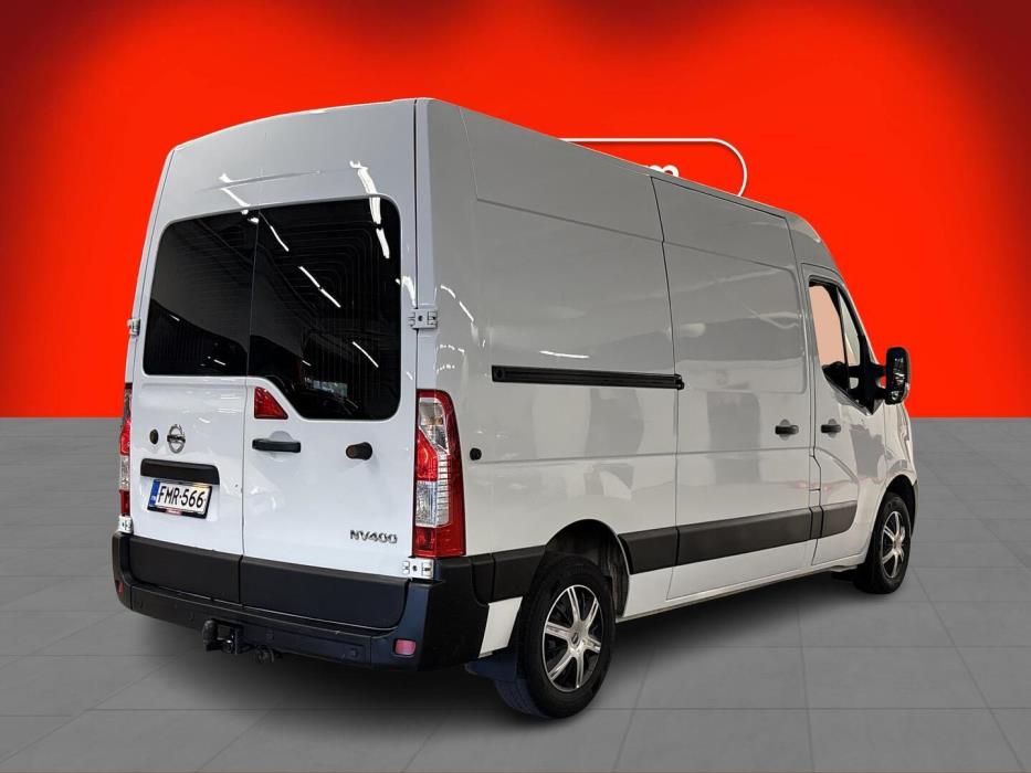 NISSAN NV400 2018
