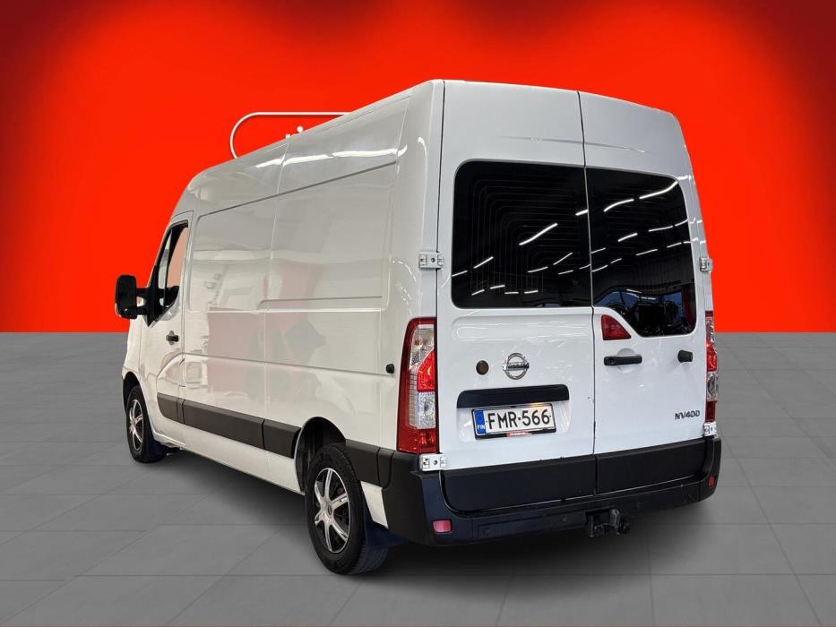 NISSAN NV400 2018