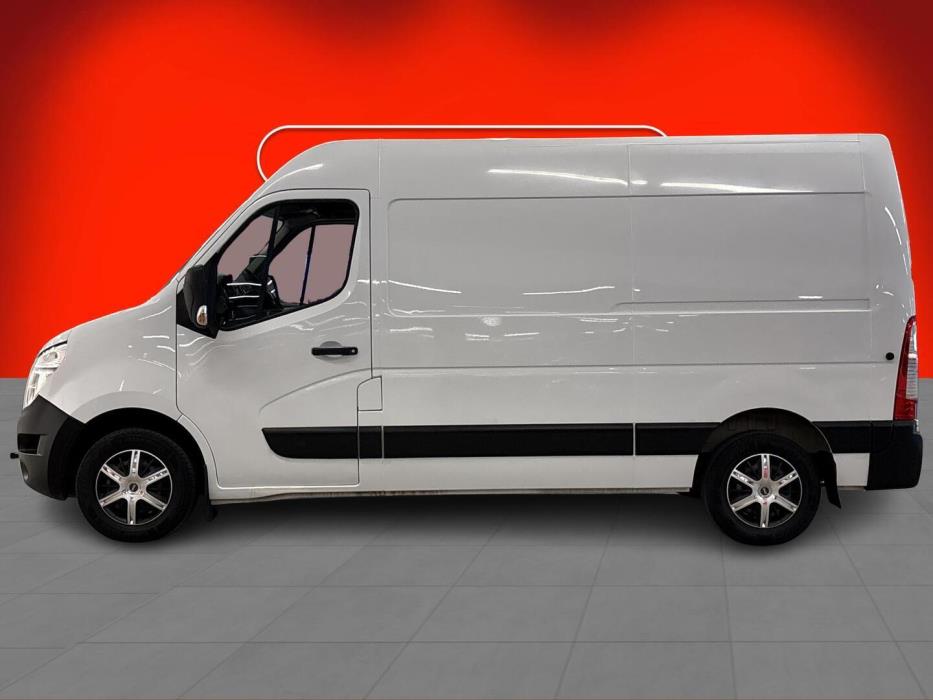 NISSAN NV400 2018