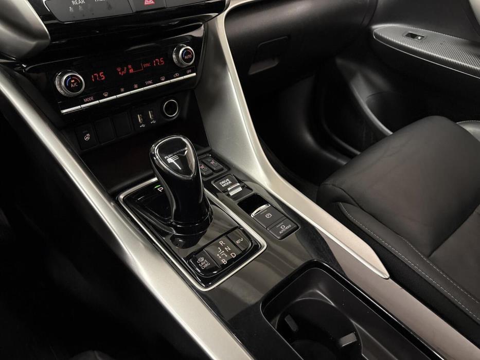 MITSUBISHI Eclipse Cross 2021