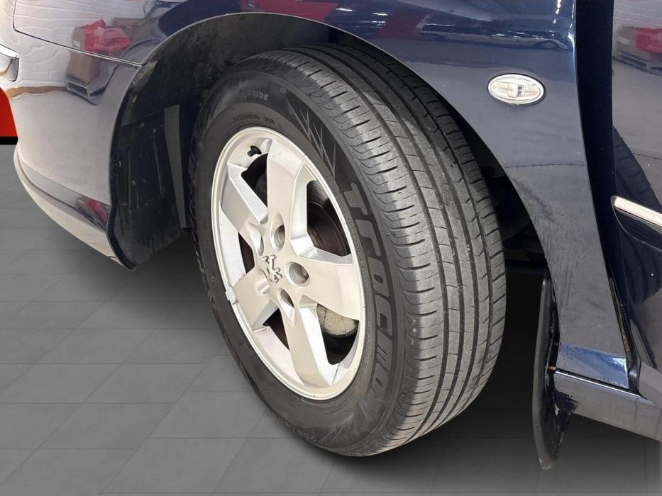 PEUGEOT 407 2008
