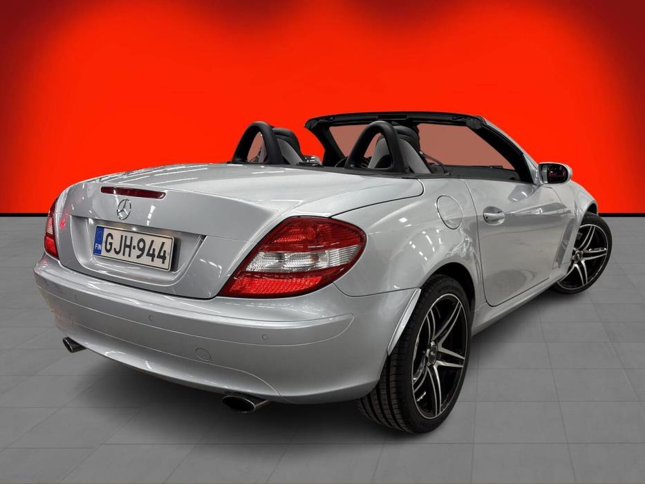 MERCEDES-BENZ SLK 2004