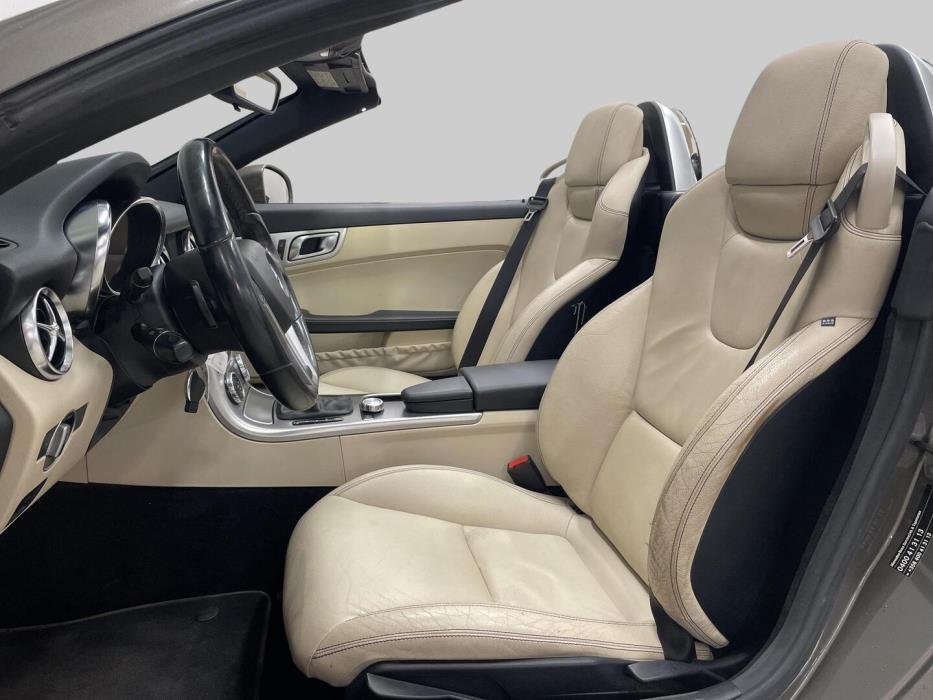 MERCEDES-BENZ SLK 2011